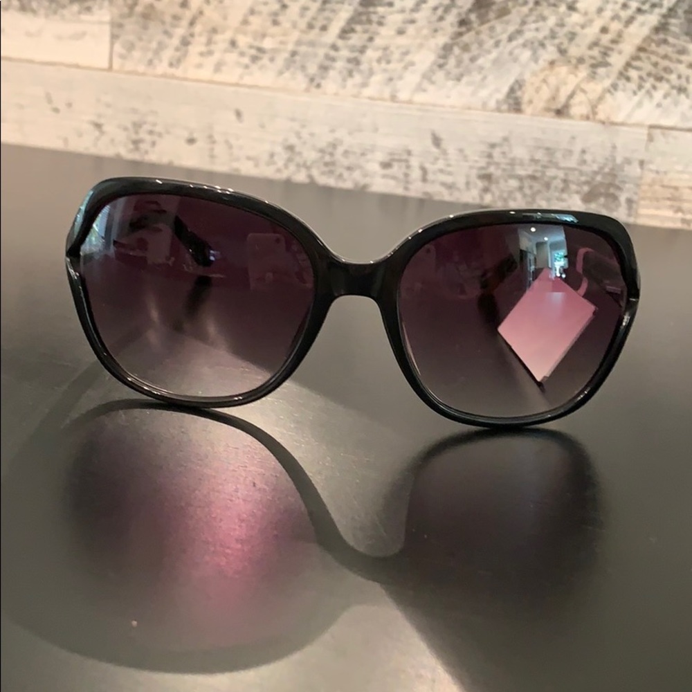 Black sunglasses